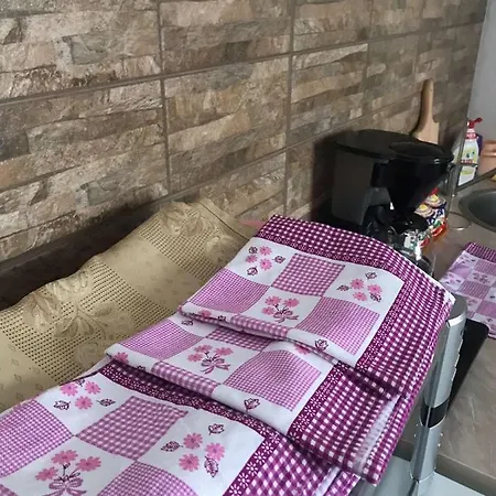 Apartman Nina Zlatar #2 * Nova Varos